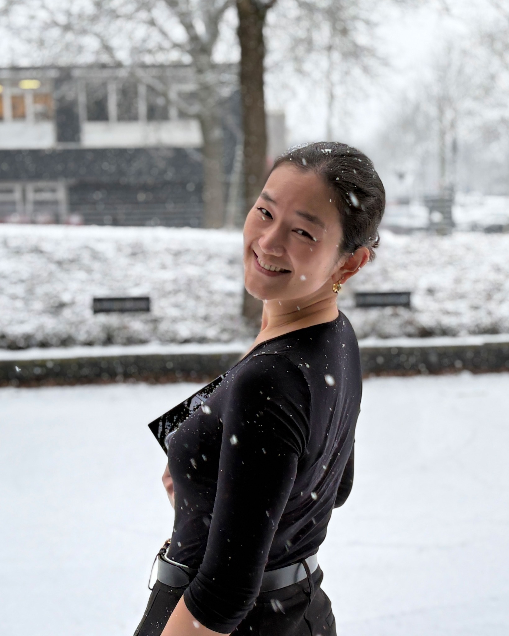 Met energie en flow het nieuwe jaar in! ❄️

We richten ons in 2026 op drie thema’s:

– Met plezier werken aan bio, eco, art(e)
– Samen ondernemen vanuit passie
– Sprankelen in een professionele onderneming

Samen ondernemen met positieve energie en een fijne flow!

#RoosRosArchitecten #RoosRos #gezond #toekomstgericht #nieuwjaar #start #sneeuw #toekomstvisie